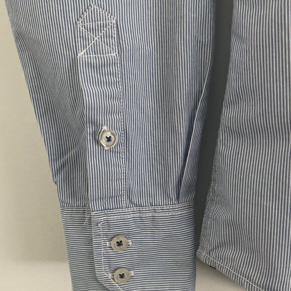 Men's Quicksilver button down dress shirt - Picture 5 of 8